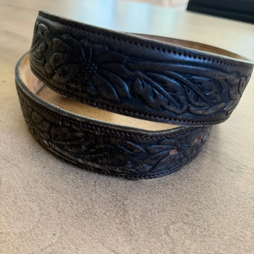 Chambers Western Belt Hand Finished Tooled Leather Two Tone Buckle USA 38 VTG